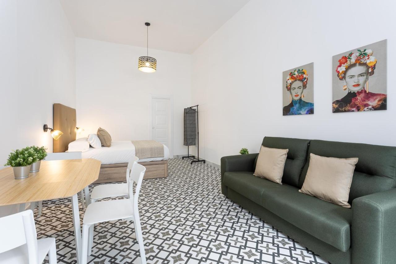 Holidays2Malaga Picasuss Loft New Built Close Huelin Beach And Promenade المظهر الخارجي الصورة
