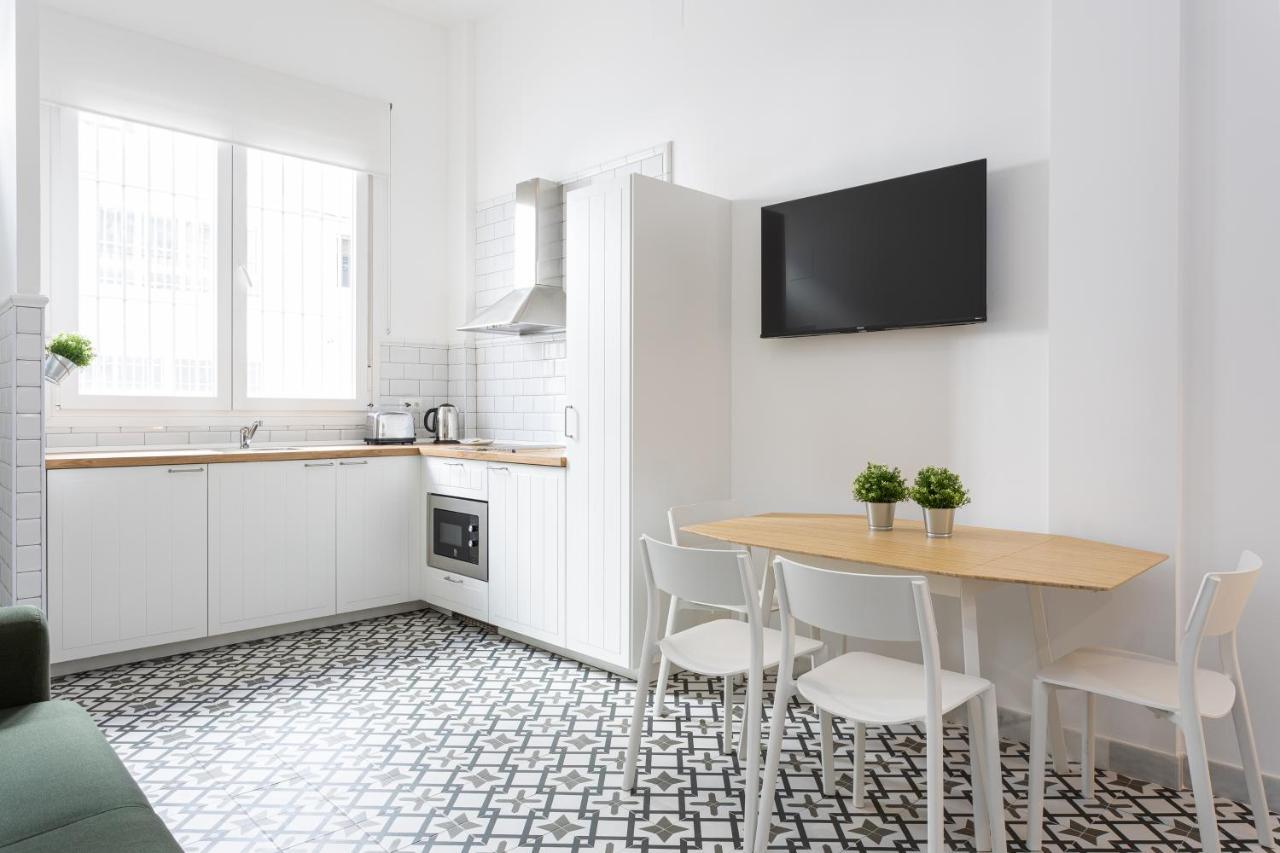 Holidays2Malaga Picasuss Loft New Built Close Huelin Beach And Promenade المظهر الخارجي الصورة