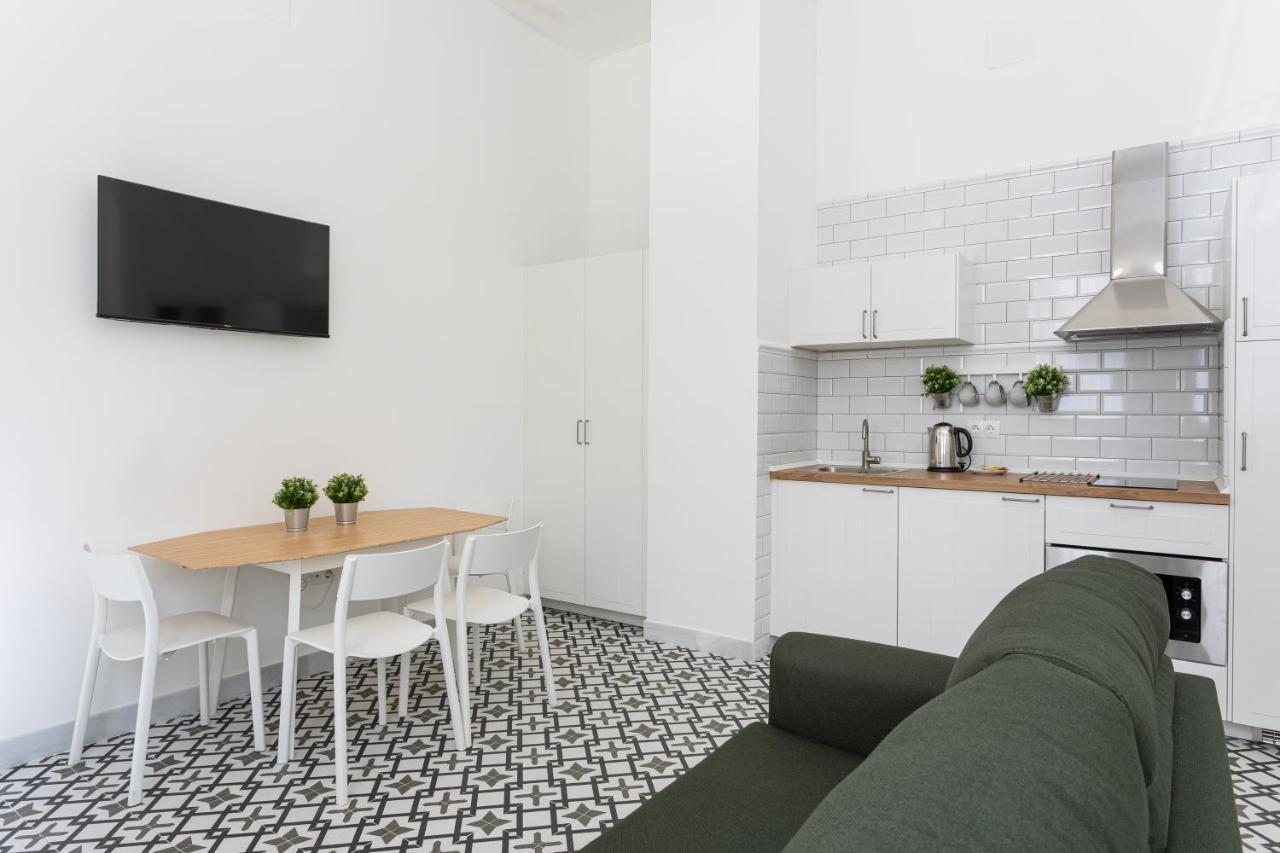 Holidays2Malaga Picasuss Loft New Built Close Huelin Beach And Promenade المظهر الخارجي الصورة