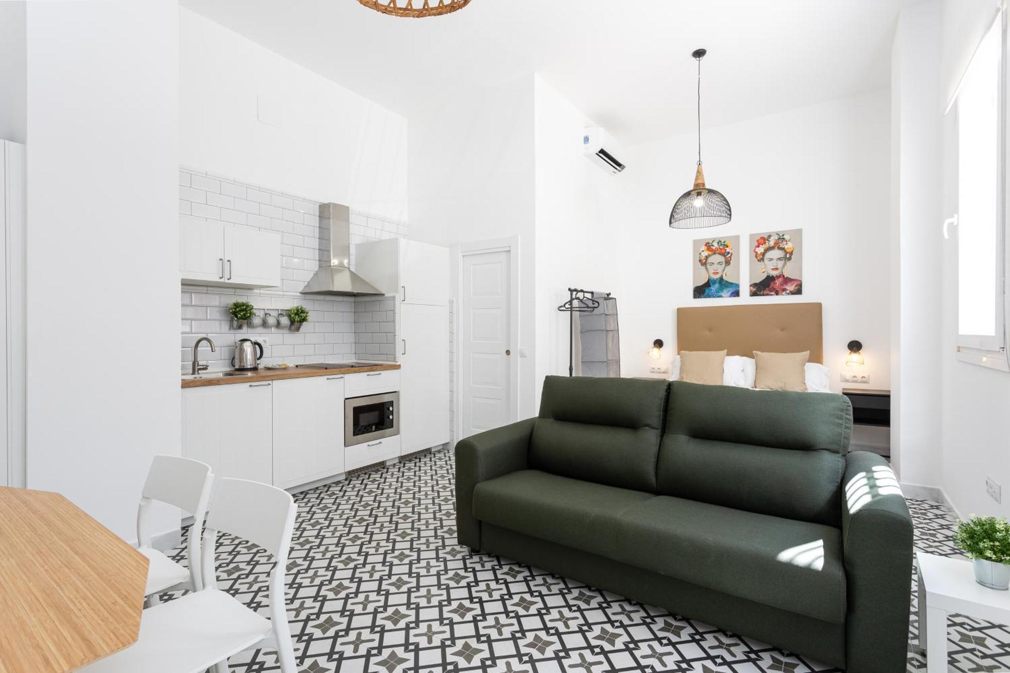 Holidays2Malaga Picasuss Loft New Built Close Huelin Beach And Promenade المظهر الخارجي الصورة